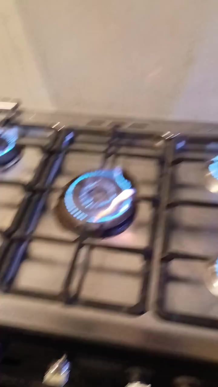 طباخ عالمي البيع سعر 100
استفسار وتساب ***********
