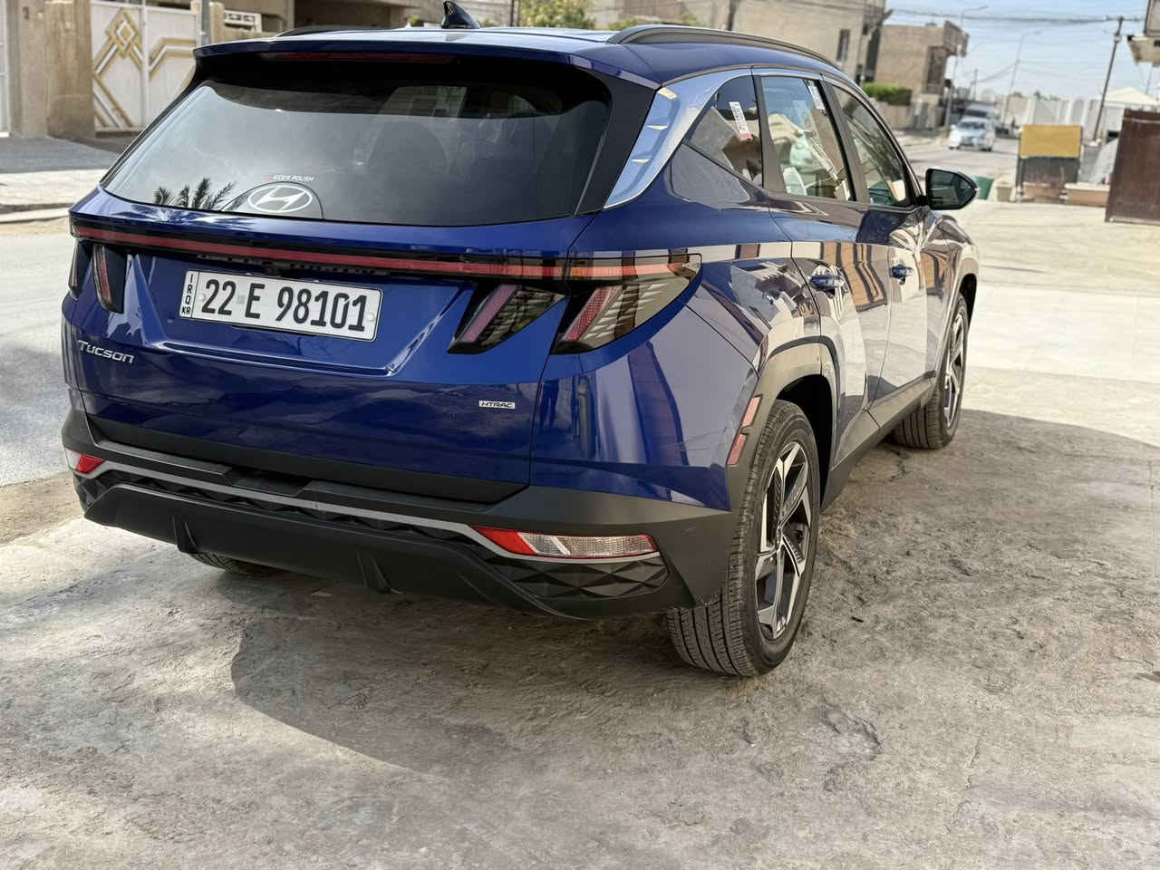 السلام عليكم
من رخصه الادمن المحترم
للبيع او مراوس باقل هيونداي توكسن 2022
اربيل. باسمي ( ارقام ، سنويه ، هزه ، جدد)
الحادث/ جاملغ امامي ايمن نفسه مصبوغ بدون تبديل / بجم كبس 
فول 1/1
فور ويل 
تشغيل عن بعد مع ترحيب
رادار عدد 3 
توقف ذاتي مع قيادة ذاتيه
فتحه سقف
بصمه تشغيل وابواب
جنطه كهربائيه 
كشن كهرباء
تبريد قطعتين 
بجم لد زنون 
ويل كروم 
شاشه حجم كبير 22 حجم مع كامره بلاديه
هاند بريك بصمه 
انظمه قياده عدد 4 
محرك 2500 مكفول 
كير 8 نمر مكفول
كامره تسجيل خارجي 
مكان السياره.  بغداد. اليرموك 
***********
السعر / 187$. بيه مجال بسيط 
متوفر صور الحادث
