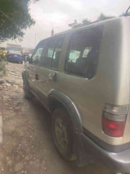 سلام عليكم ازوزه موديل ٢٠٠٠ رقم اربيل الجديد كير مكينه تبريد ثلج مكان بغداد شارع فلسطين معروضه ٧٠ كهربيات كوله شغاله ***********
