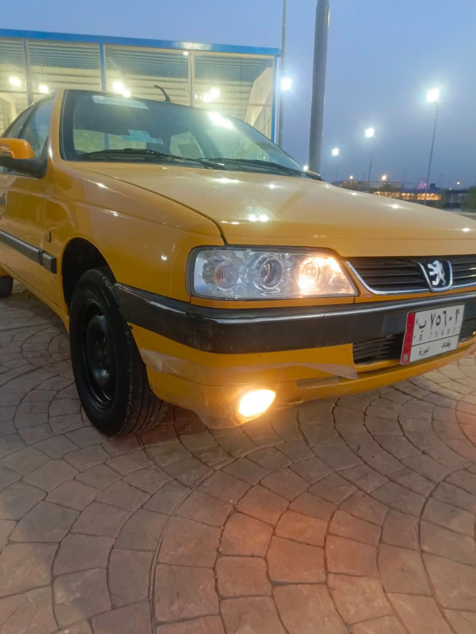 سلام عليكم بيجو لميس موديل ١٢ مكفوله كفاله عامه شرط سونار مكينه كير حداديه تخم تاير هيئه مصفره غرامات السعر 38 وبيه مجال حك جيه العنوان بغداد الهاتف ***********
