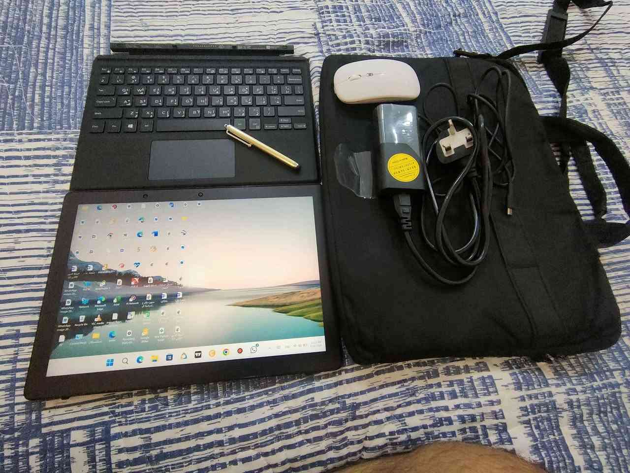 إقرأ المنشور زين .....
لابتوب تابلت Dell latitude 5290 2in1 
لابتوب تابلت كيبورد منفصل 
هارد256
رام 8
كارت الشاشه 4 متصل 
WiFi
Bluetooth 
كامرة أمامية و خلفية 
ماوس وايرلس 
قلم لمس
شاحنه اصلية 
حقيبة 
التابلت نظيف جدا استخدام قليل 
ملاحظة. لاينفع للألعاب 📢 لا ينفع للألعاب 📢 لا ينفع للألعاب 
يفيد للدراسة و المحاضرات و البحوث و العمل 
برامج الأوفيس و التواصل الاجتماعي 
للاستفسار الاتصال على الرقم 
*********** ديوانية, القادسية
