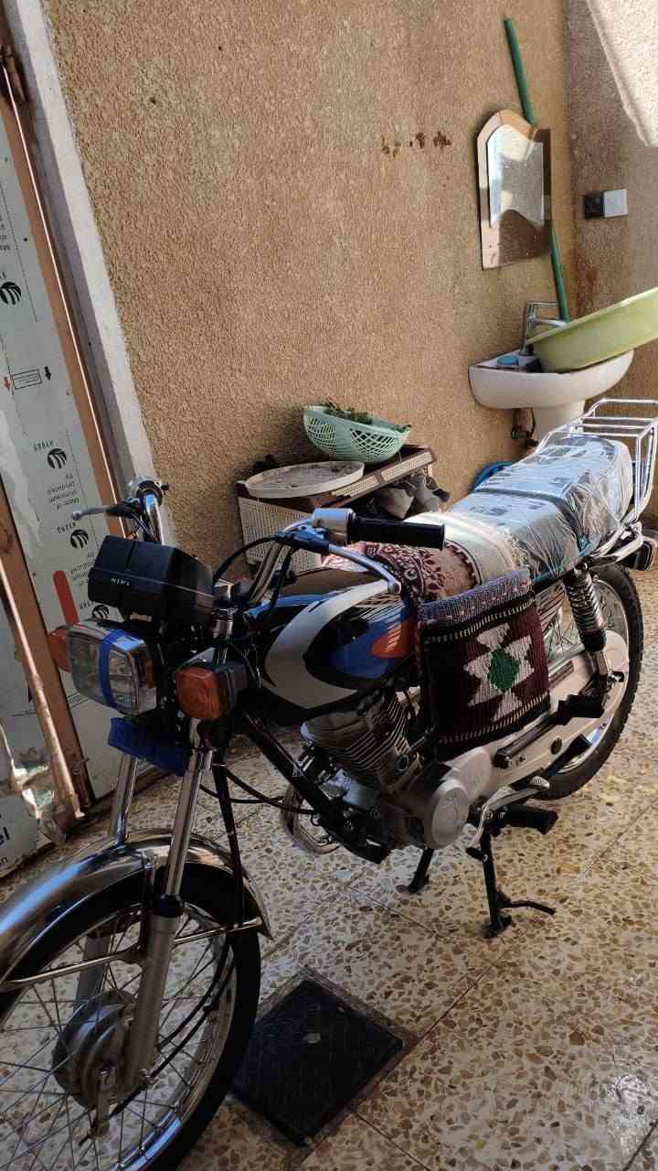 سلام عليكم دراجع اربعه كير شلعه ومعدل الدراجه ما عايزه اي شي دراجه حلوه ونضفه تجي تفحص اوراق سكنر هيه زركه بس تانكيه مزنجر وبدلته خليته اسود دراجه اكفله كفاله عامه الدراجه مال جناي السعر 700 وبيه مجال لطيبين متواجد عل خاص راسلني بيك خير ودلل


**إذا كنت صاحب هذا الإعلان وتريد حذفه لأي سبب، رجاءا أرسل رسالة إلى الدعم الفني**