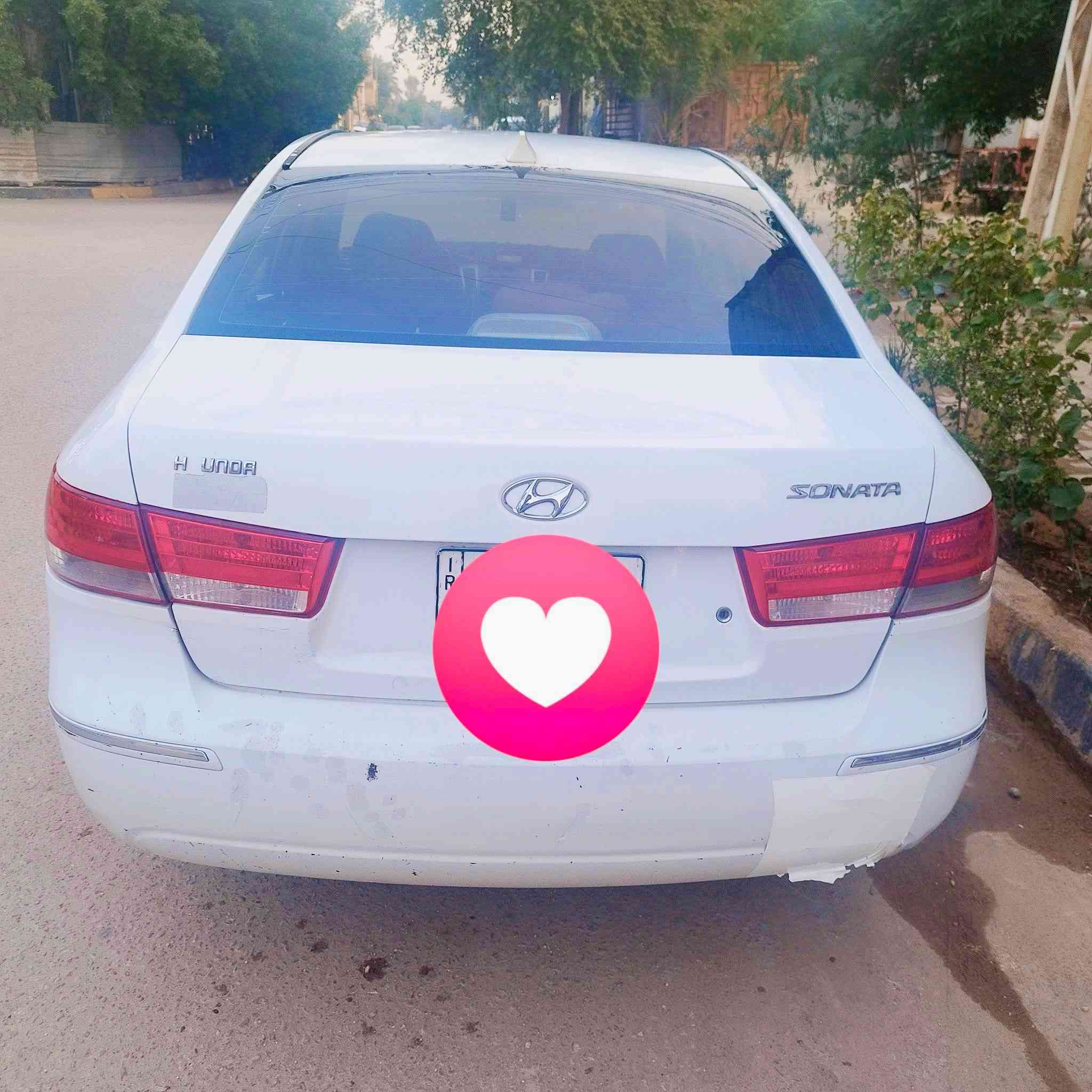 سوناتا الفين وتسعه خليجي تكسي المطار رقم واسط بيه جاملغ امامي بيه خطين صبغ تكسي الخليج من البنيد إلى صندوق مال تكسي الخليج بدون معجون فقط صبغ السعر 100  وبيهه مجال  مكان كربلاء ***********
