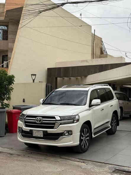 تويوتا لاندكروز 
(ساز)

موديل 2019 

ماشية 155 كيلو متر 

فول السيارة للأخير 

مواصفات ساز 

محرك 6v 

سعة المحرك 4000 سي سي

ملاحظة // ربع البنيد صبغ + بارد بيها

العنوان : بغداد المنصور 

السعر : 450 وبيها مجال للشراي

للأستفسار : ***********
