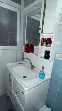 كاونتر تركي خشب • مغسلة كاملة • اربيل الزيتون