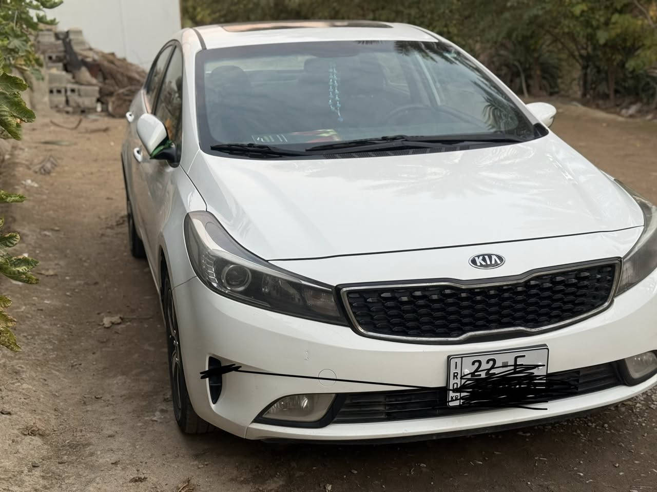 السلام عليكم 
سيراتو 2018 خليجي 
مكينه 2000 دوش 
كير At
——————-
ماشيه 100 الف 

مواصفات 
1-فتحه
2-مري شفط
3-اشاير مري
4-تحكم ستيرن
5-شاشه
6-ثلاجه
كفاله عامه لاضربه ولاصبغ فقط بارد بيها 
كير +محرك كفاله من كلشي 

مكاني كربلاء

داخله هزه بشهر 1 
سنويه جديده 

رقم اربيل وبسمي 

تريد تحويل+وكاله 
***********
بيع او مراوس
144وبيها مجال بسيط
