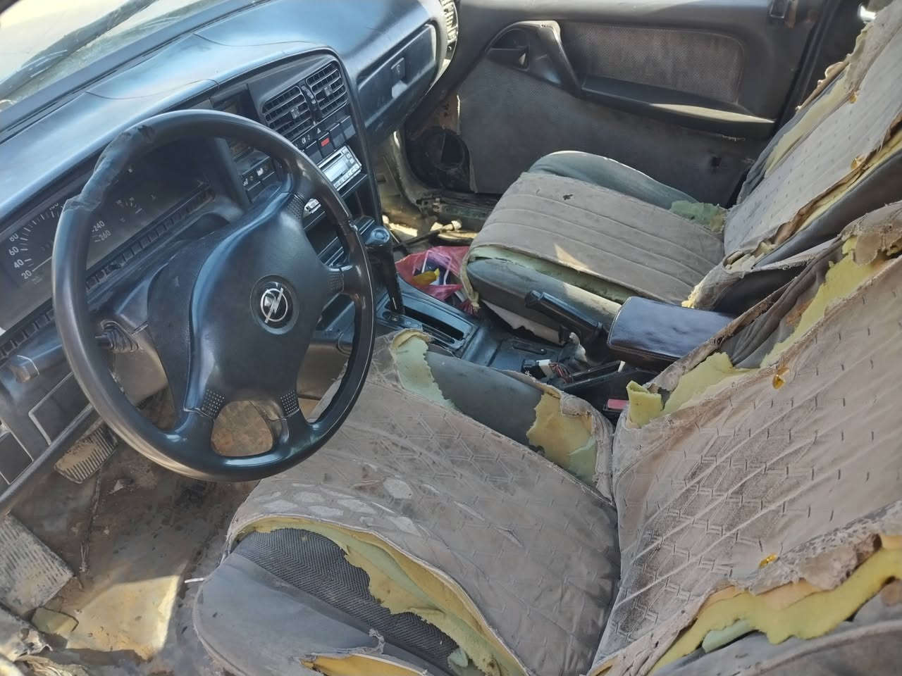 السلام وعليكم شباب
اوميكا للبيع
كير ومحرك شرط
كير اتوماتيك
حجم 26
صاحبها متوفي
ابيع فحم في فحم
10 ورقات.
السياره في بعشيقه
***********
