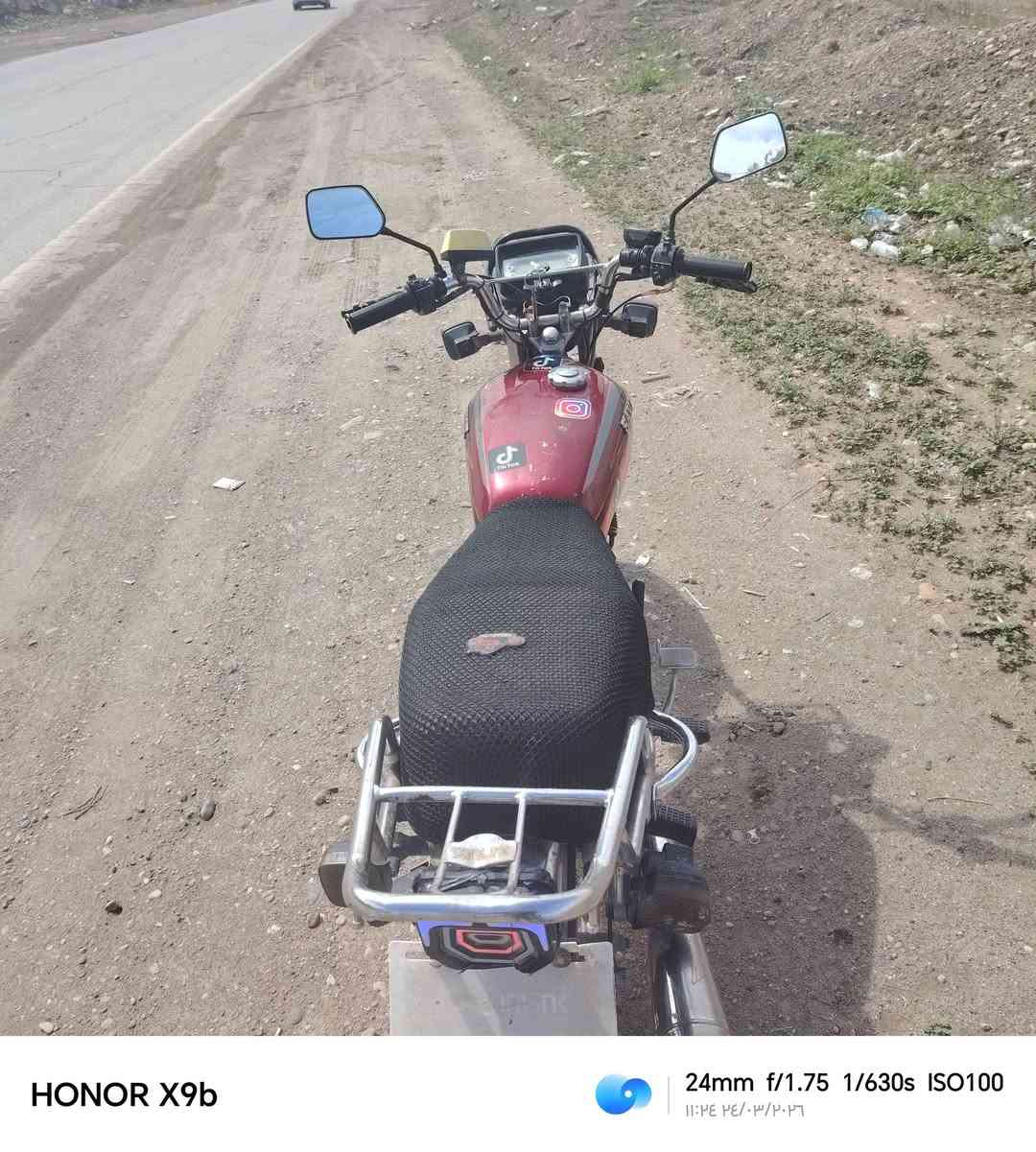 موديل 23الدراجه مابيها نقص وممفتوحه منفيسها وياها 
بيها شلعه خير من الله فقط للبيع سعر 450بيها مجال شي بسيط ***********
