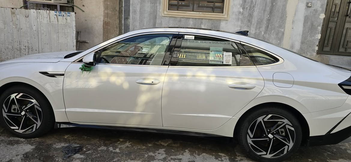 سوناته 2025 خليجي 
فول واحد على واحد 

كفاله عامه سياره من جميع النواحي 

رقم بصره بسمي تحويل ثاني يوم 

مواصفاتها معروفه ماحاجه اذكر بعد 

نقه مهمه قبل 15 يوم مغلفه نانو اصلي  ppf 
15 ورقه 

سياره ماشيه 38 زيرو بعدها بريحه الشركه واليبل مالها 

سعر خاص هاذ رقمي ***********
