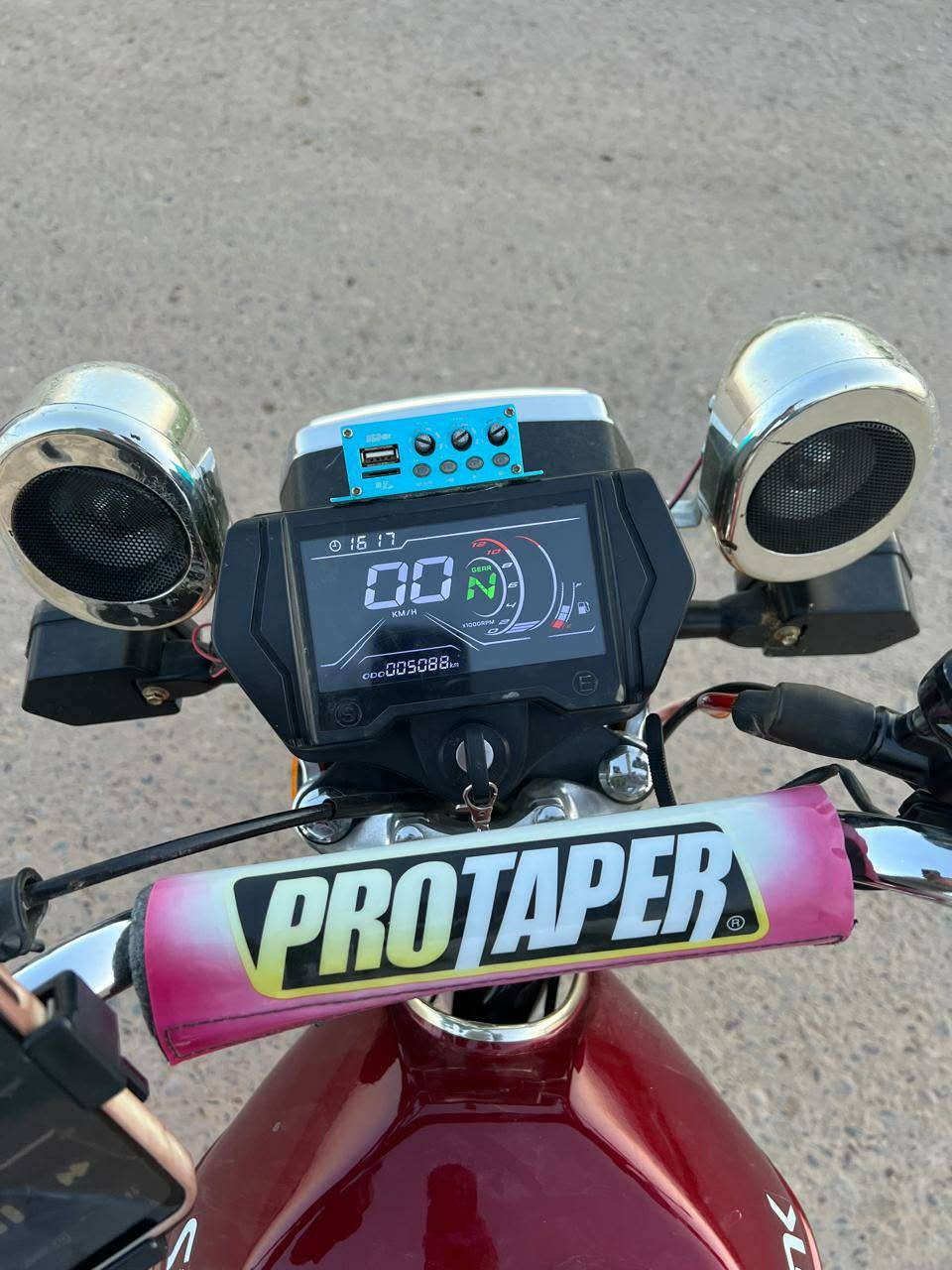 سلام عليكم موطور البيع تايكر سونك موديل 25  شهرين من طبكتو وضع شركه شرط منفيس موجود موطور جاهز السعر   780 بي مجال مو شراي التخابر شراي تدلل ***********
