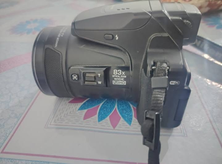 كامره نيكون p900s
مع كامل ملحقاتهه... نظافه فول 
السعر 190 وبيه مجال 
مكاني الكوت /واتساب ***********
مستعجل ع بيع كلش
