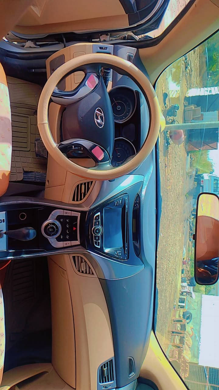 السلام عليكم الانترا 12خليجي مكينه وكير خير من الله رقم اربيل ساقطه السنويه بأسم شركه تريد تحويل تريد وكاله ثاني يوم صدر امامي خلفي جديد ايكو تقليل صرف الوقود تحكم بل استيرن  بيه قطعتين تبديل جاملغ امامي جهت الراكب وباب السايق بدون ضرر داخلي بجم محدث 16 السعر 85 وبيها مجال حك الجيه  *********** مكاني واسط الصويره
