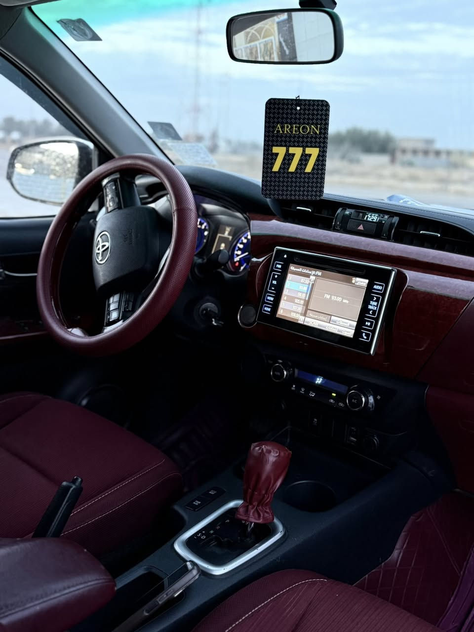 هايلوكس 2017   سعودية كفالة عامة
رقم ميسان إنكليزي سيارة جديدة استخدام شخصي ماشية 60 ألف  سونار مرفق مع المنشور 
مكان السارة بابل -الشوملي 
***********–***********
