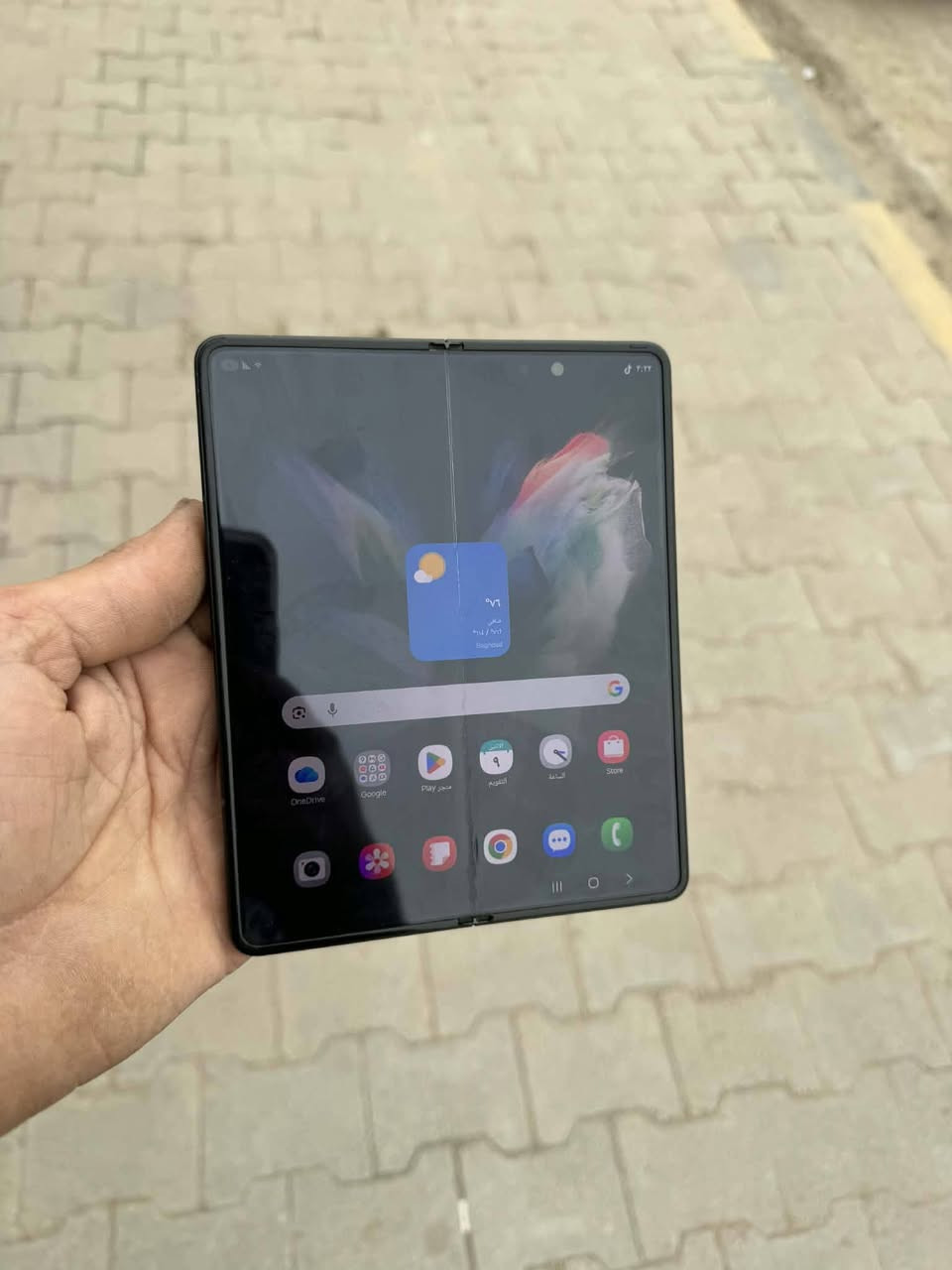 للبيع سامسونج فولد 3 ذاكره 256 جهاز نضيف وما مفتوح وكله شغال شرط الفحص الجهاز فقط الشاشه الصغيره ما تشتغل الشاشه الكبيره تشتغل وشخط واحد ما بيها الجهاز يخبل سعر 235 وبي مجال حك جيه قليل


**إذا كنت صاحب هذا الإعلان وتريد حذفه لأي سبب، رجاءا أرسل رسالة إلى الدعم الفني**