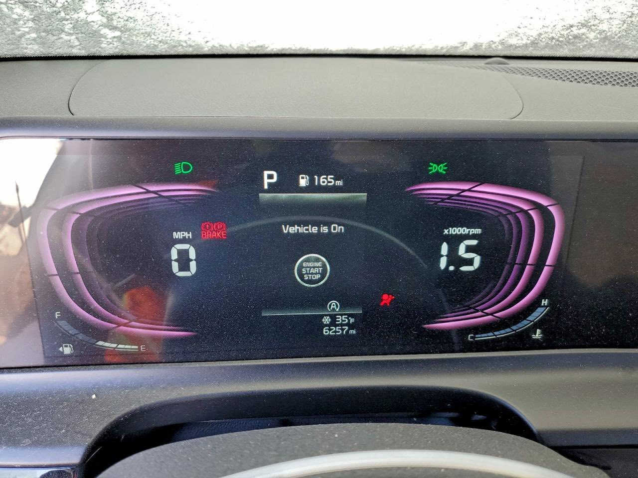 السلام عليكم
كيا سلتوز S مديل 2025  

كص جديد سياره بل شحن بعده. 

سعر واصل عقبه. 125 

تواصل /***********
