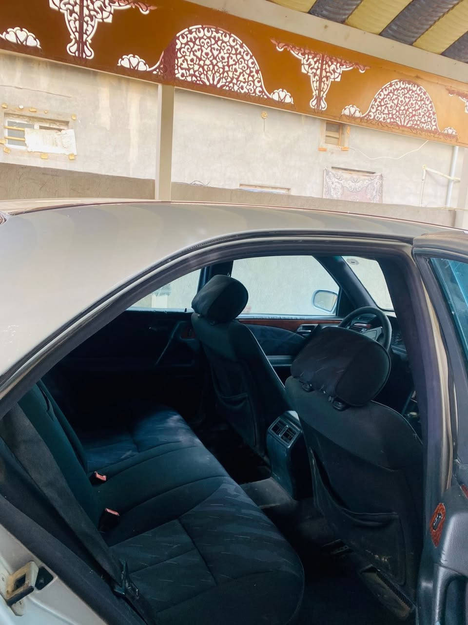 السلام عليكم 
مارسيدس فئه E٣٢٠
محرك خراطيم ٦ سلندر 
تبريد شغال 
رقم اربيل دولي 
موديل ٩٧ 
سلايد طگتين 
مكان صلاح الدين- الضلوعيه 
السعر ٧٥ وبيها مجال 
رقم الهاتف ***********
***********
