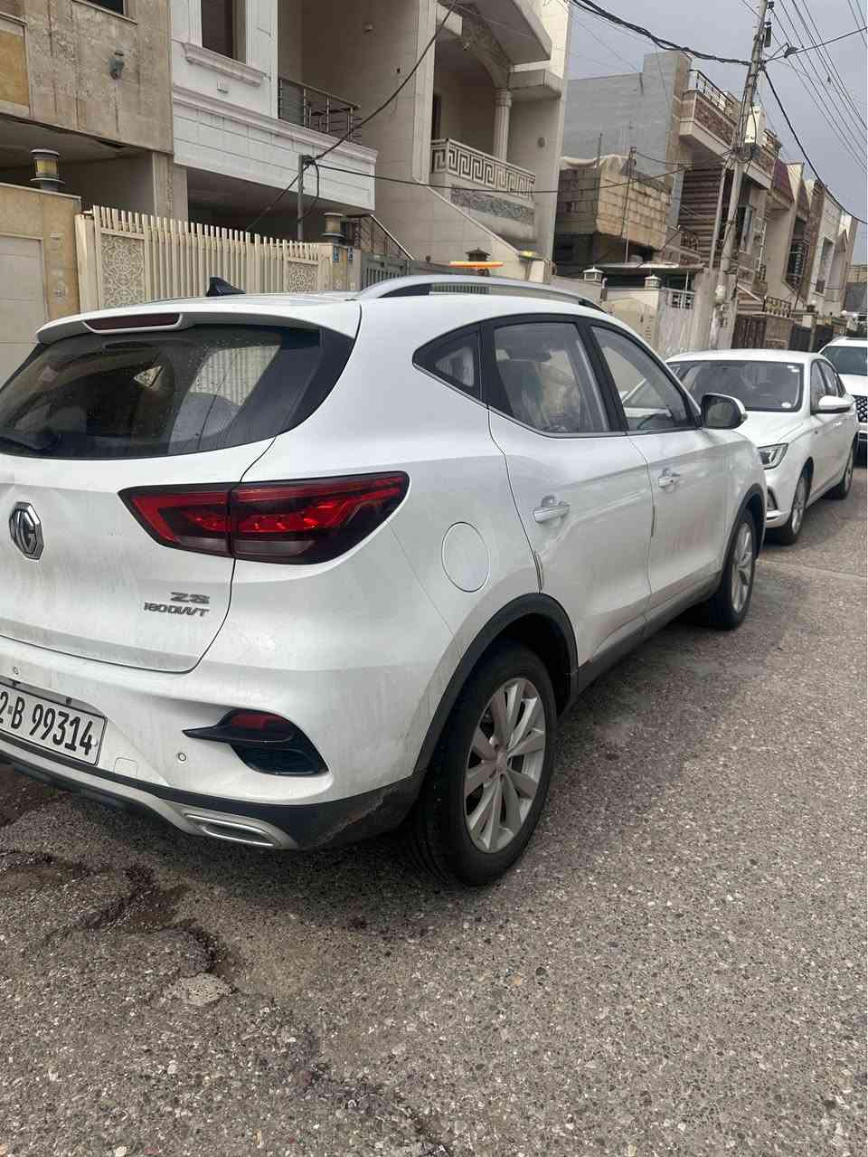 سەیارەکەی زۆر پاکو خاوێنە 67000 ڕۆیشتییە سبخ و تعديلی نییە گێڕ و مەکینەو تەبرید بە شەرت هەزە و سنەویی نوییە بە ناوی خۆمە تەنها قۆپێکی لە سندوق هەیە 

نرخ   110 وەرەقە 

*********** أربيل, العراق
