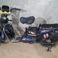 دراجة شحن • قفل بطاريات • ما ماشية