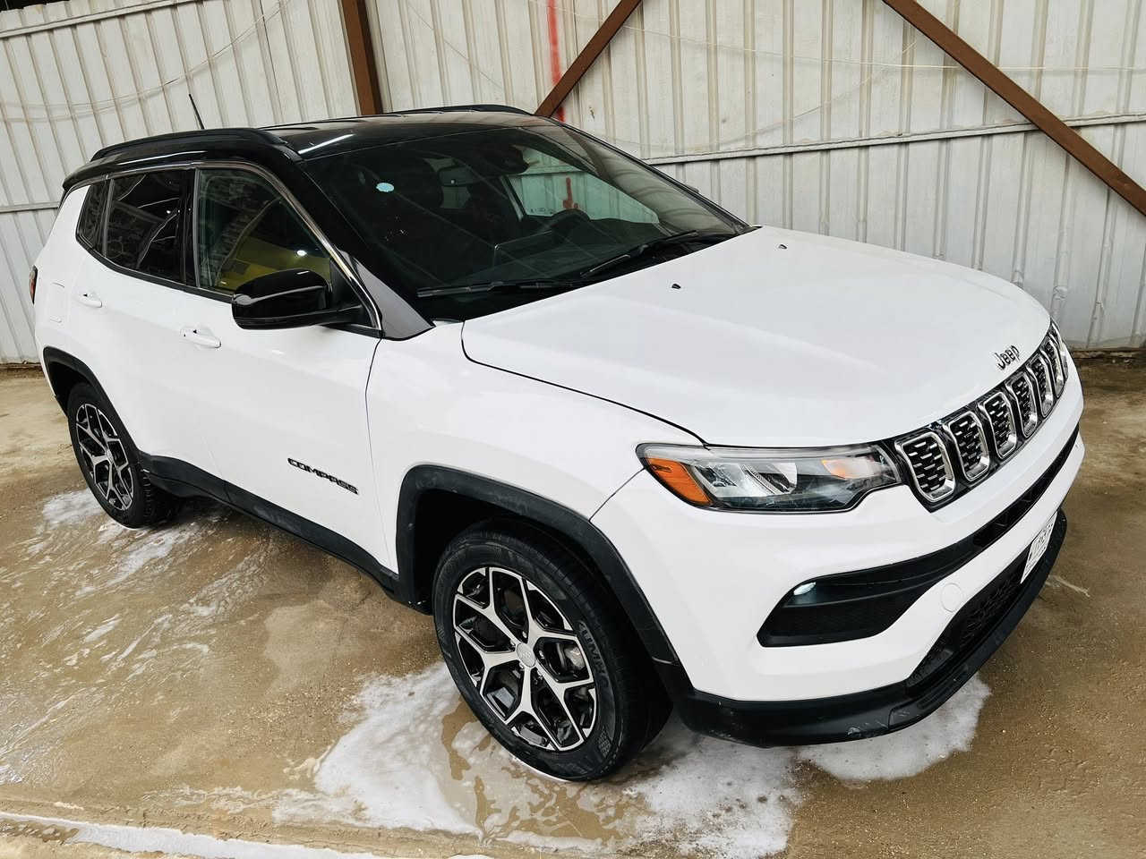 سلام عليكم جيب كومباس موديل 2024 دخول جديد مرقم كتاب شهداء ذي قار تبديل جاملق ايمن وربع لبنيد صبغ موصفات لمتد فور ويل تشغيل عن بعد دوخل جلد كرسي كهربائي شاير مري حساسات شاش ايباد كامر خلفيه تحكم ستيرن ماشيه 4000 لعنوان ناصريه لمركز 
السعر 158 رقم ت ***********
