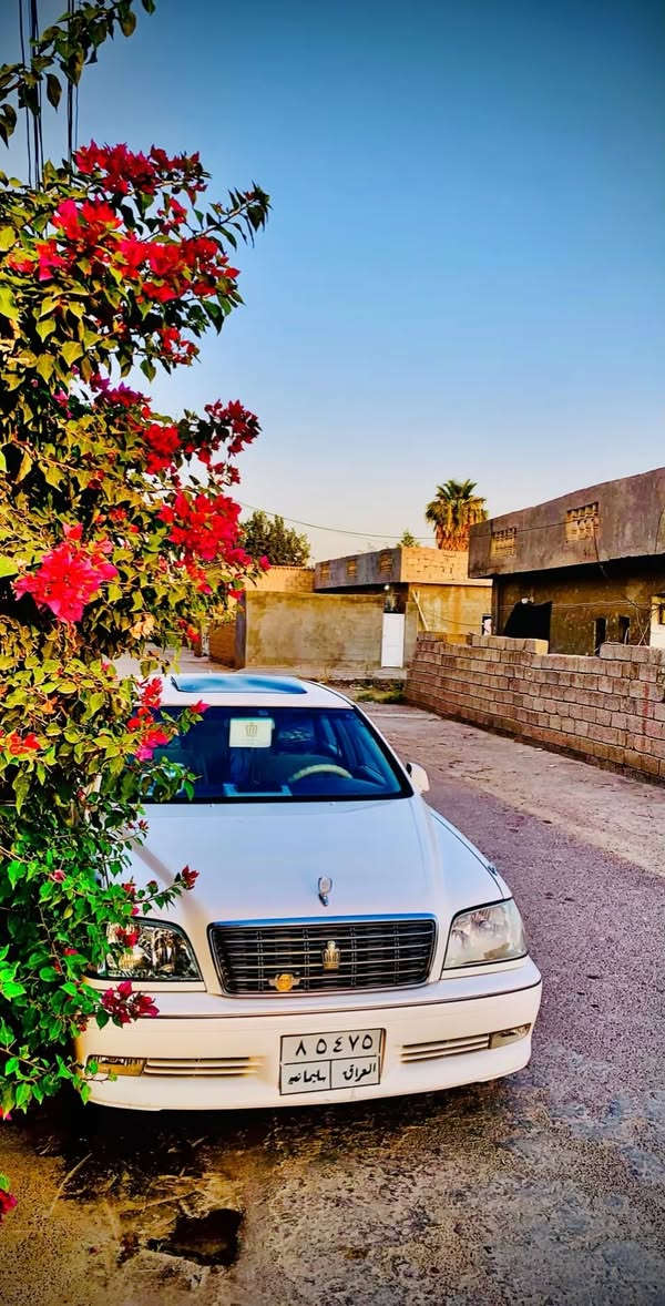 ملكه محرك ففتي2500 محرك وكير شرط سياره ما ناقصها كلشي صدر تايرات كله جديد بيع ومراوس بمارسدس دب 300 فقط *********** متواجد واتساب
