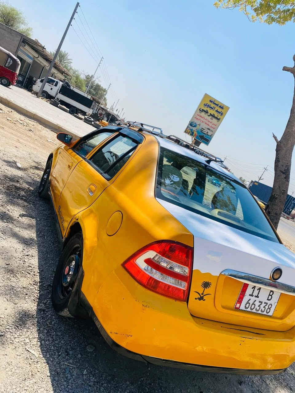 سلام عليكم حبايبي جيلي سي كي مديل 2012 رقم بغداد دولي مصفره هيه وغرامات سياره خير من الله تدفه تبريد ثلاج فريز كنبريسر جديد تخم تاير باتري جديد كهربايته شغاله كله جام كهرباي مكينه وكير مكفولات دواخل نضيفه تنته مغلفه شاشه كبيره صرف بانزين مابيه خير من الله سياره بيه شي بصيط تلحيضات  ابيع اتصل وبيك خير ودلل ***********  السعر ٣٣ وبيه مجال
