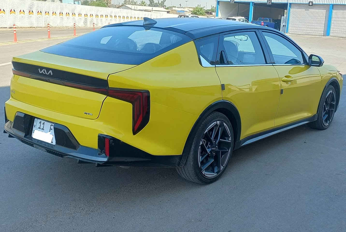 السلام عليكم كيا K4 موديل 2025جيتي لاين بدون فتحه
رقم بغداد خصوصي البارحه رقمتها سياره جديده بمعنه الكلمه
ماشيه 11لف 
مكينه 2000
فول مواصفات عد الفتحه
صور الحادث عل خاص 
سياره بدون دواخل 
العنوان بغداد 
السعر 160
***********
