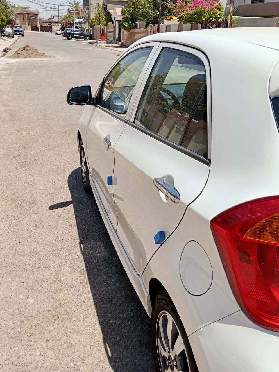 كيا بيكاتو موديل ٢٠١٤  . بي بطاقه بنزين .مابي ولا ضرار وصبغ. أريده ب١٠٥  ... اتصال على رقم ***********
