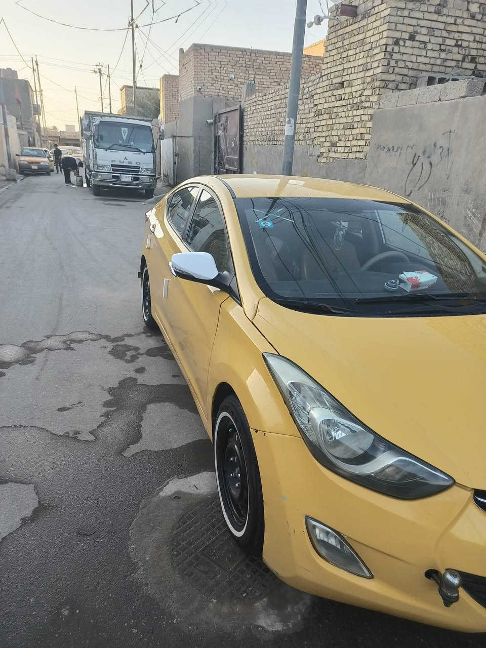 سلام عليكم النترة 2013 خليجية بيهة جوملغ امامي سيارة جاهزة حدادية تخم تاير السيارة بسمنة رقم قادسية السعر 100 وبيهة مجال *********** مكلف بلنشر
