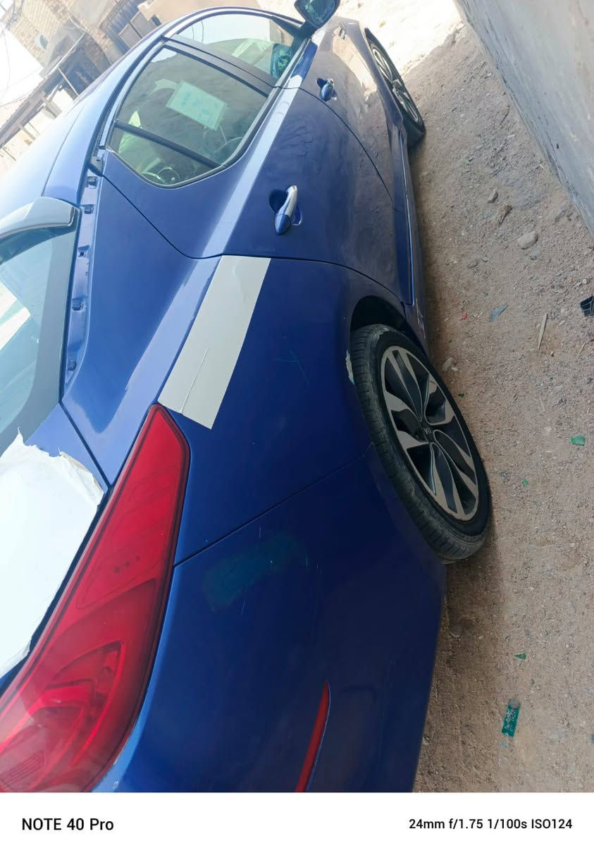 السلام عليكم سياره اوبتيما موديل 2015 وارد امريكي
سياره حيل حلوه احلى من الصور مكينه وكير كفاله كفاله من الضربه القويه حادثه جاملق وشويه من البنيد مكانات رشات بسيطه سياره فول ما عدا 
سياره رقمها بصره تحويل ثاني يوم
 الفتحه 
تحكم ستيرن 
شفتات ستيرن 
بصمه 
دخول ذكي 
بصمه ابواب 
رادارات جانبيه 
مانع انزلاق 
شاشه 
كشنات جلد 
تبريد قطعتين 
كشنات تدفئه تبريد 
تبريد ثلج 
سعرها 95 وبيها مجال للشراي 
عنوان السياره بصره حمدان 
الرقم ***********
مكلف بالنشر
