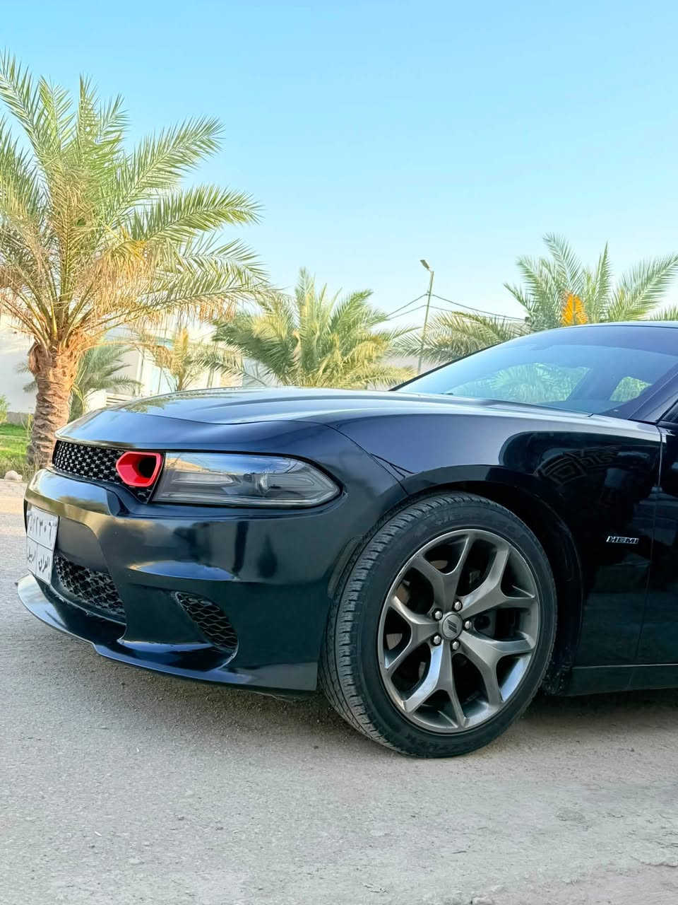 مراوس فقط بتوسان موديل20
Rtوارد امريكي
2017 
رقم اربيل وكالة 
ماشية90 الف ميل 
المحرك 8 سلندر 5700 هيمي
ويل 20 
شاشة كبيرة
تحكم ستيرن كامل مع مثبت سرعه 
تحكم شفتات الگير + -
كشنات تدفئة المقاعد الامامية تحكم كشن كهرباي السائق فقط 
مود قيادة سبورت
تبريد قطعتين
تشغيل عن بعد
كاميرة خلفية دوارة
تلفون بلوتوث 
مرأة متحسسة ل الاضاءة العالية

الإضافات
١) لايت زينون مدى واحد كيلومتر 
٢) التبريد ميكانيكي
٣) تبديل مروحة راديتر بوليسي دبل مروحة
٤) منظومة غاز مع الادامة سعة 60 لتر 
٥) فتح السرعة وبرمجة المراوح
٦) اضافة دگمة تحكم الفيت بمب عند تشغيل الغاز
٧) تحكم صوتي بوابات الگزوز
٨ ) برنامج عرض معلومات السيارة SRT


**إذا كنت صاحب هذا الإعلان وتريد حذفه لأي سبب، رجاءا أرسل رسالة إلى الدعم الفني**