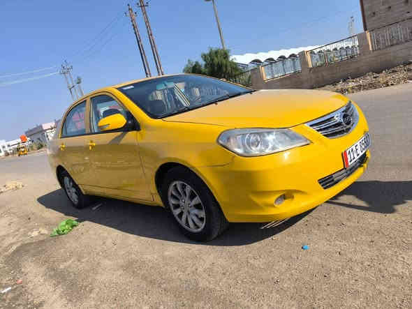 سلام عليكم بي واي دي جي 3 موديل ١٣ كير عادي مكينه شادها جديده كلج جديد سياره جاهزه رقم
نكليزي جامه جديده هزه جديده مصفره هيئه غرامات  
بيها جاملغ خلفي 
سعر ٥٢
رقم ***********
عنوان بغداد
