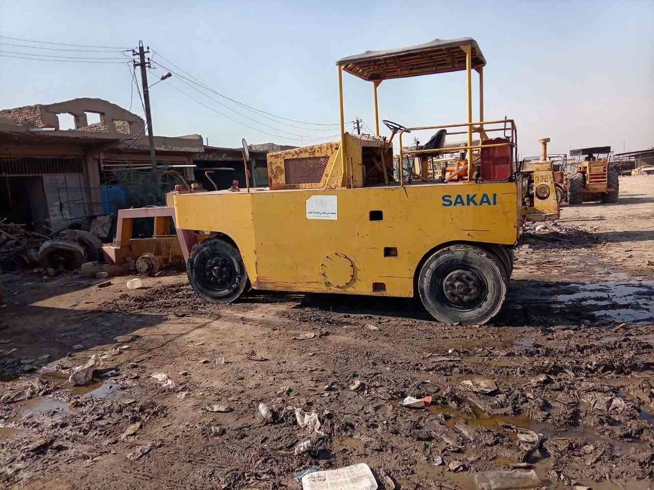 السلام عليكم حادله ساكاي مطاطيه البيع السعر ٧٥ ورقه بدون رقم ***********
