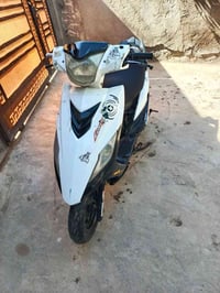 سيام • سلف • باتريه ضعيف