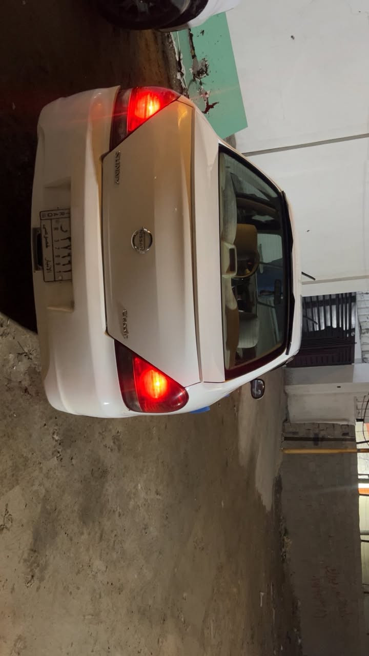 السلام عليكم نيسان سني ياباني للبيع موديل 2010 مكانهابغداد الغزالية  ***********
