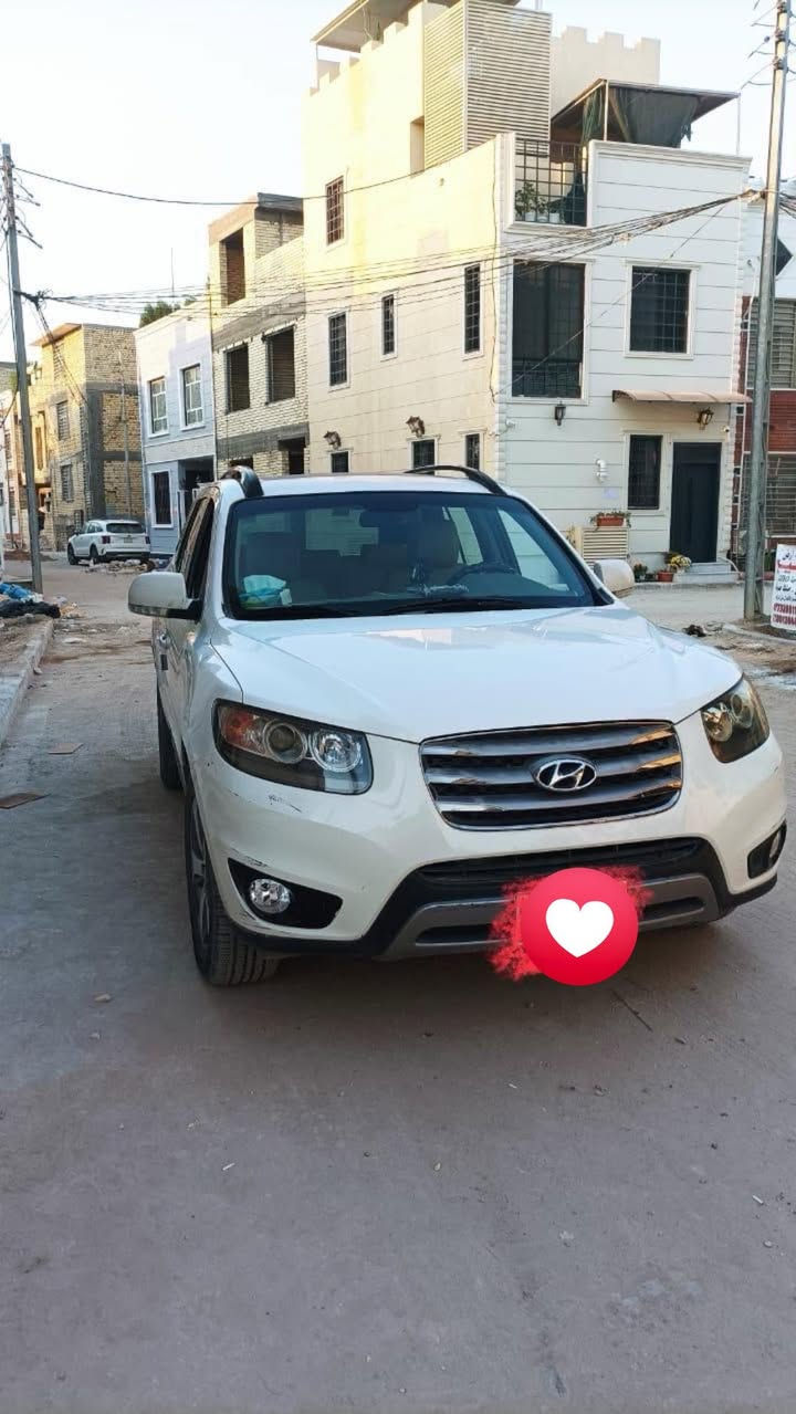 سنتافي 2012  خليجي
كفالة عامة 1/1 محرك 3500  رقم بغداد 
مواصفاتها بصمه . مري شفط . فتحه . استيرن كهربائي 
جلد . كرسي كهربائي. السياره بلاديه ما عدا شخوط بيها فقط 
 المكان / كربلاء 
السعر /  175 
***********
