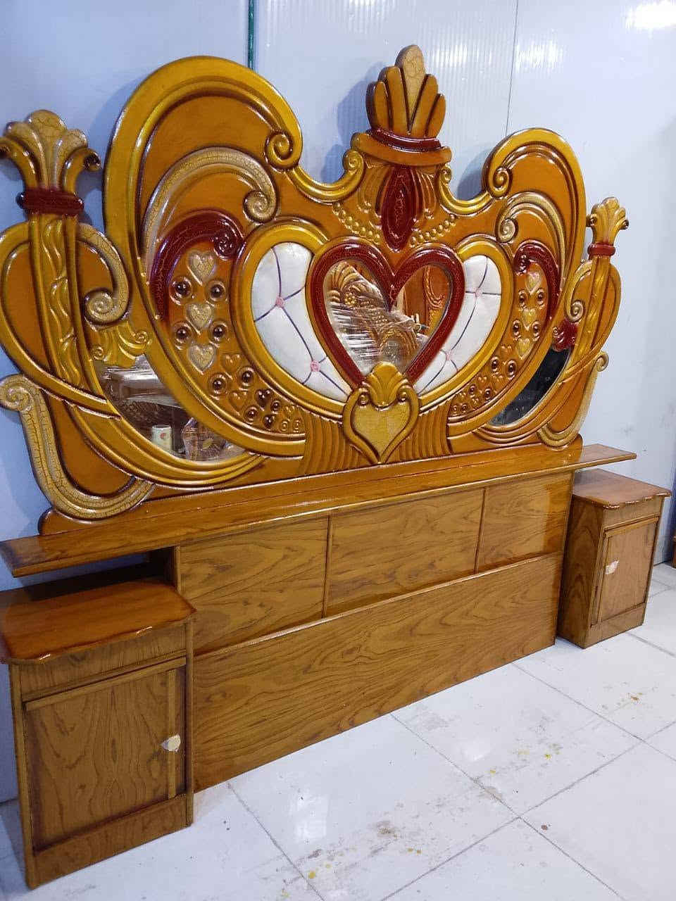 غرفه صاج  مستخدم نظيف سعر 700 مع شد نقل دخل بغداد مجاني و المحافظات بكروه للاستفسار والحجز اخذ صوره و دزو واتساب فقط.***********
