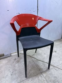 كراسي • ١٥ قطعة • للبيع