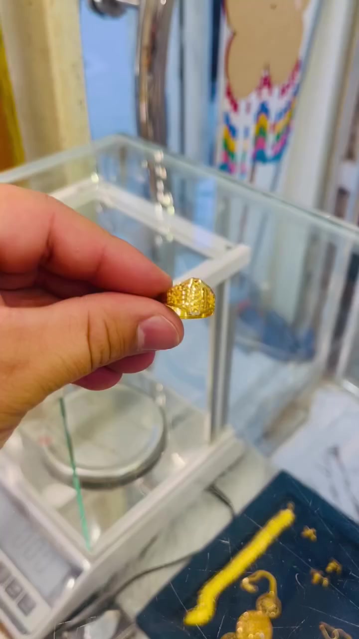 صياغة ومجوهرات رفيف
📍يوجد توصيل لجميع محافظات العراق 
***********
