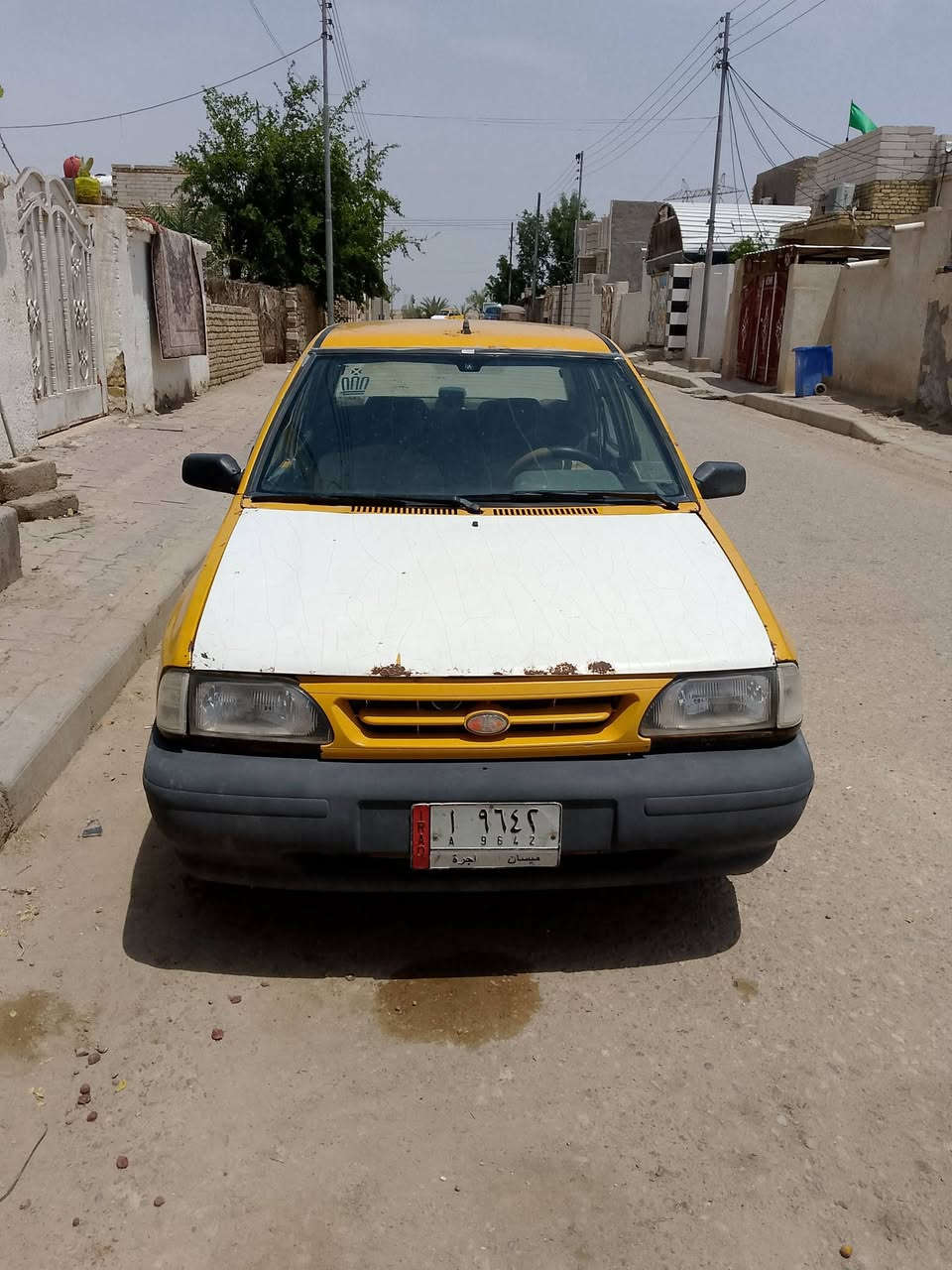 سايبه اللبيع موديل ٢٠٠٩ مكينه اوكير اومشط جدد ولباقي كوم حديد بس راعي سعر ١٠ أو بيه مجال تليفون صاحب السياره ***********
