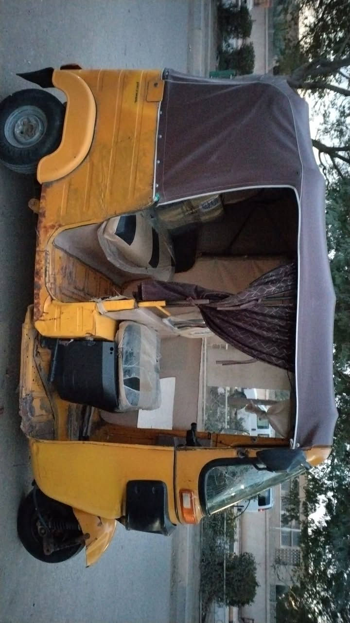 سلام عليكم تكتك للبيع موديل 19 ماكينه خير من الله السعر خمسه وبيها مجال للشراي ***********
