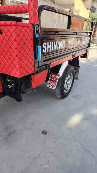 متاح ستوتة 2021 رقم وسنوية لحد 2030
شرط التحويل فقط
السعر 2،400،000 
مليونين واربعمية 
وبيها مجال ان شاءالله 
***********
