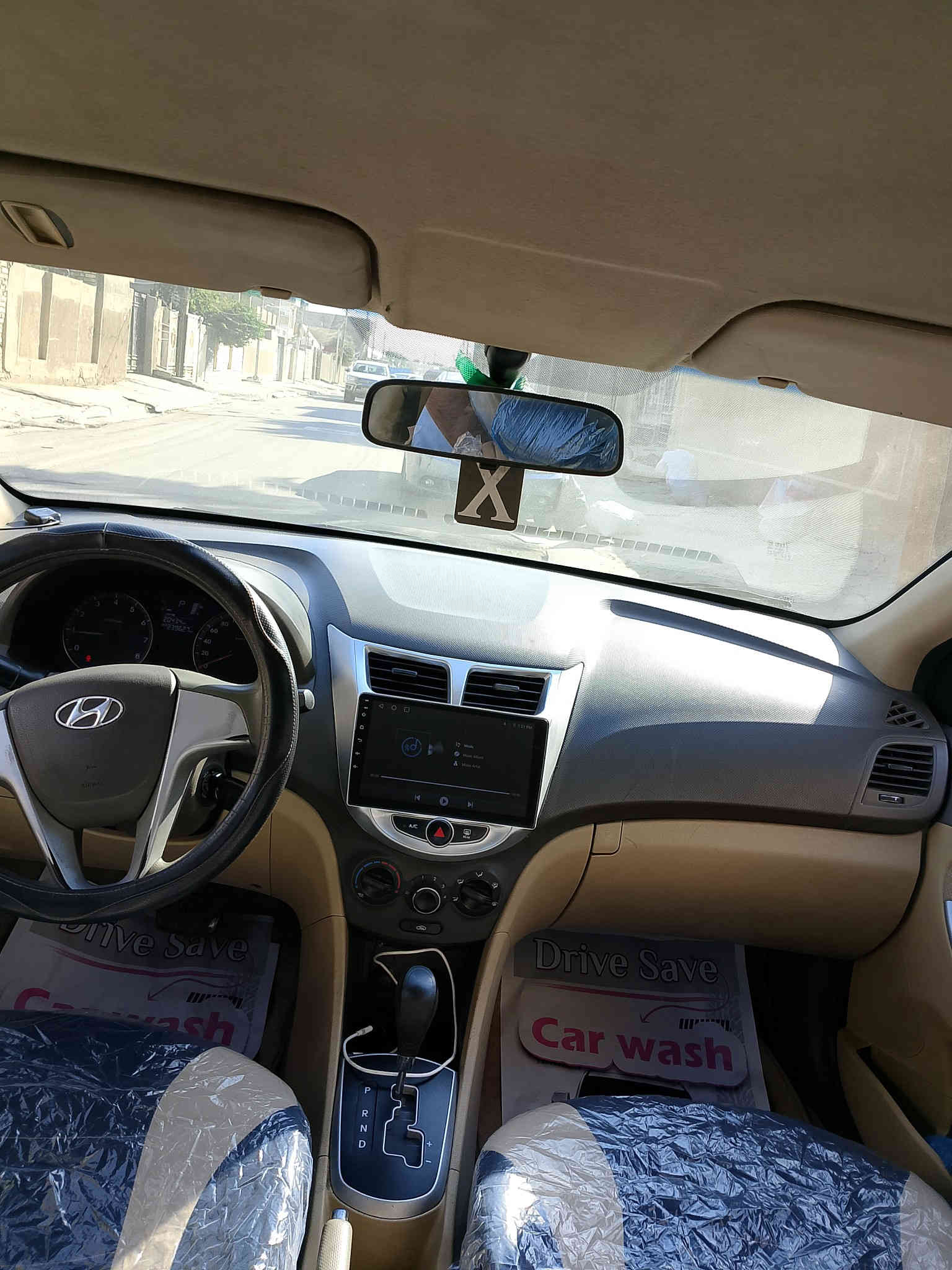 اكسنت موديل 2015 خليجي 1400 مكفول فقط طاير بنيد بدون ظرر ولا تبديل تاير جديد باتري جديد تشغل وتطلع باسمي مصفرة تحول مباشر سعر 73 بيهة مجال مكان بغداد الامين ***********
