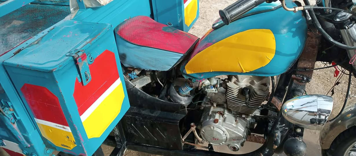 السلام عليكم من رخص الادمن ستوته للبيع موديل 20 اوراق أصولي باسمي ضررها ركبه ملحومه من يم الدرع السعر خاص والشراي بي خير ويدلل ‏‪0782 458 9150‬‏رقمي
