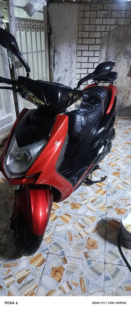 سلام عليكم دراجه سكنس شمعه كوري للبيع نضيفه متلكه مثلها و عليها تزوديات بسيطه سعرها 15 ورقه مكاني حله كريطعه قرب ملاعب السلام
ماشيه 27 الف 

للتواصل 

***********
