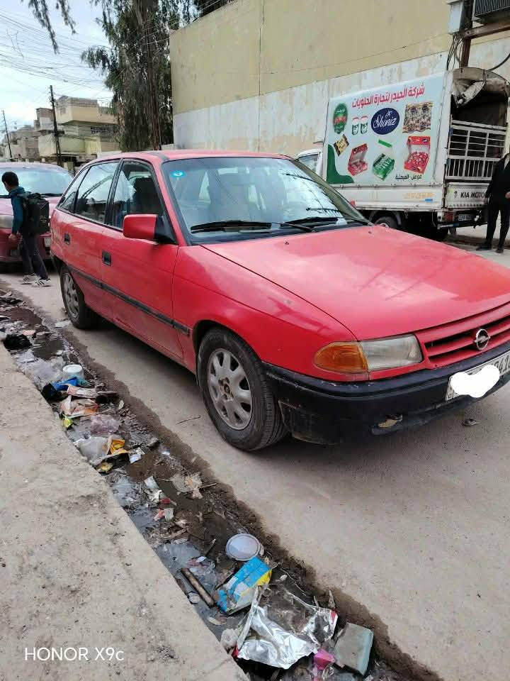 سلام عليكم سياره البيع موديل ٩٣ مكينه كير شرط
رقم جديد مسطره رقم انبار سيارة جهازه شراي يخبر عل رقم سعر  38.
! ***********
