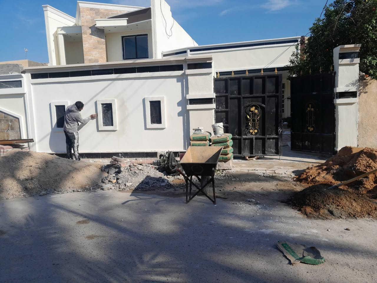 صباغ عام داخل وخارج واجهات وترميم عام ***********
