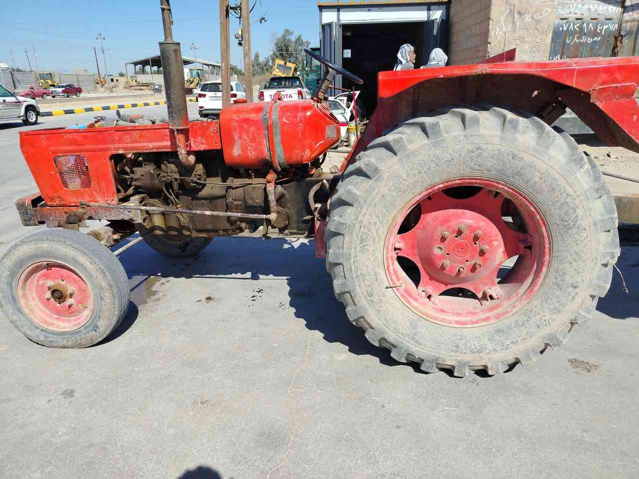 السلام عليكم عنتر موديل ٨١ و اهه عربانه سنويه ضايعه مكلف بل نشر السعر *********** مكان ناصريه الرفاعي ***********
