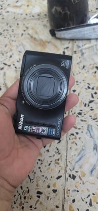 كاميرة nikon نظيفة جدا