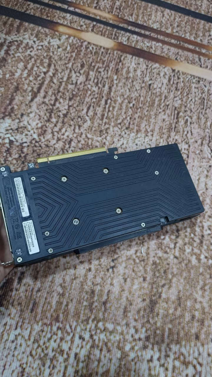 سلام عليكم 
كارت شاشة RTX 2060 12G Palit
كارت استخدام قليل مامفتوح اقصى درجه حرارة واصل من 65 الى  72 كحد اقصى سعر 250 الف مكاني نجف حي السلام قرب مصطفى ابو دجاج ماعندي توصيل 
***********
