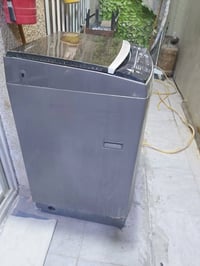 غسالة • للبيع • مكاني